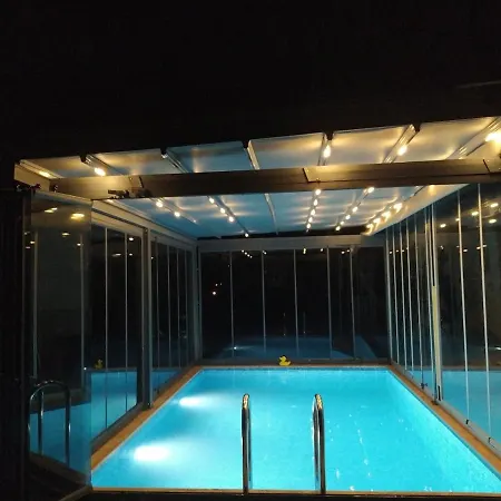 Semesterbostad Manzaram